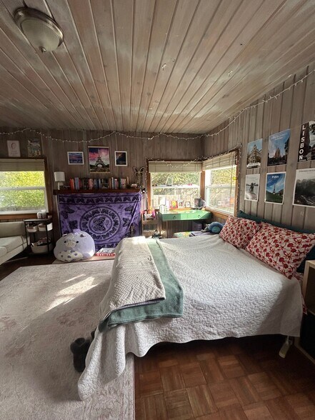 Bedroom 1 - 235 Foothill Blvd