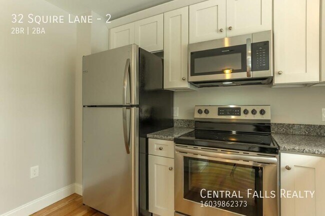 Building Photo - 32 Squire Ln