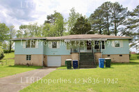 Building Photo - Basswood Dr (4905)