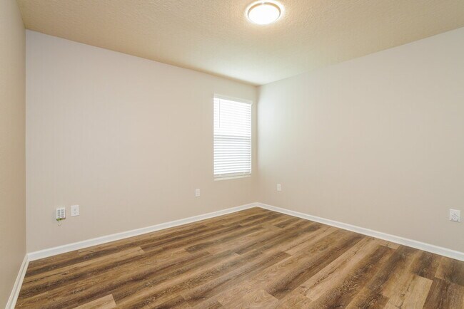 Building Photo - 2536 Tall Grass Rd