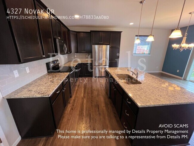 Building Photo - 4327 Novak Dr SW