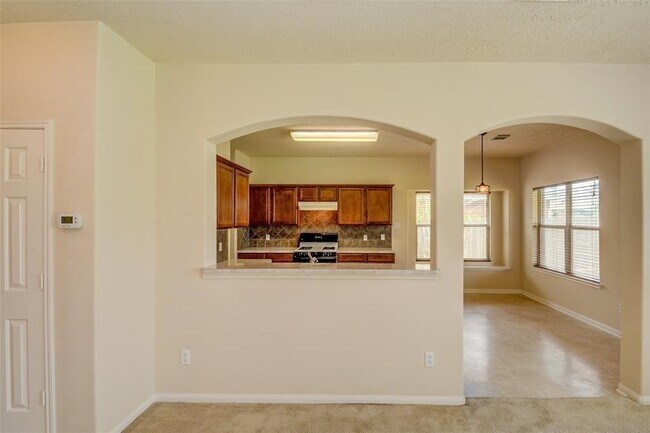 Building Photo - 22002 Thorngrove Ln