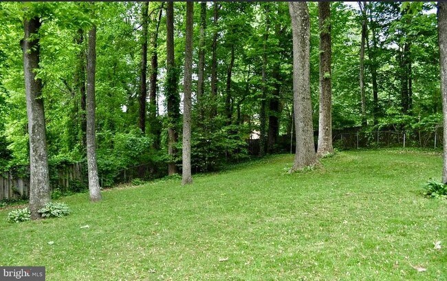 Building Photo - 3810 Lynn Regis Ct