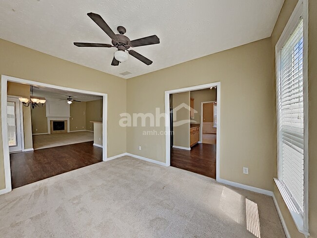 Building Photo - 409 Avery Ct