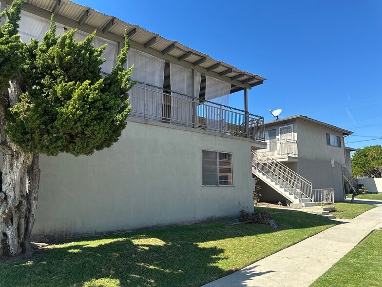 Building Photo - 1001 N Gay St