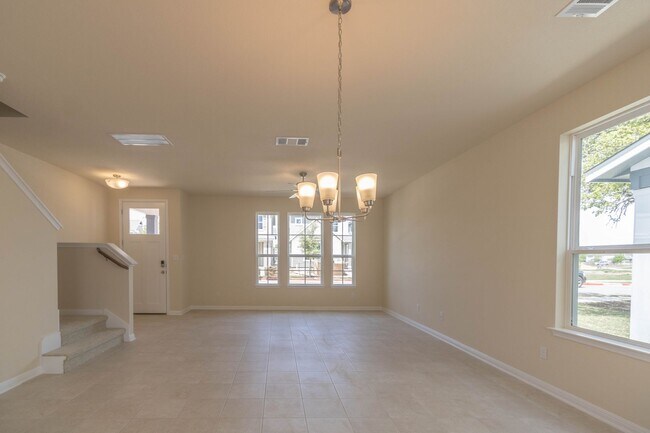 Building Photo - 1660 Coral Sunrise Trl