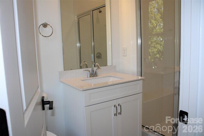 Building Photo - 1340 Hamilton St