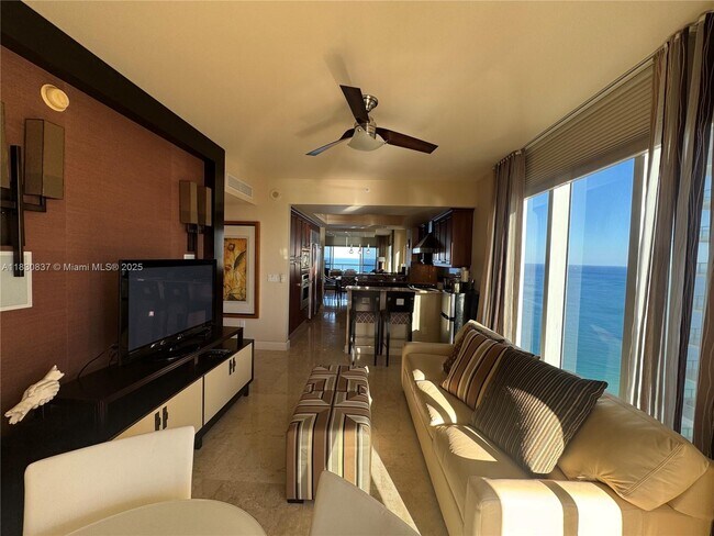 Building Photo - 17875 Collins Ave