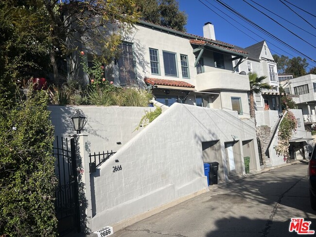 Building Photo - 2666 Rutherford Dr