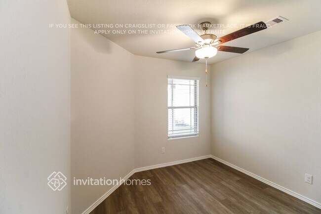 Building Photo - 10807 Sunlit St