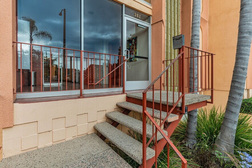 Building Photo - 382 Coronado Ave