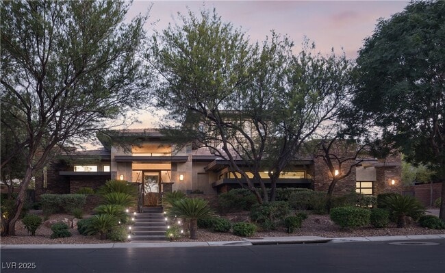 Primary Photo - 17 Soaring Bird Ct