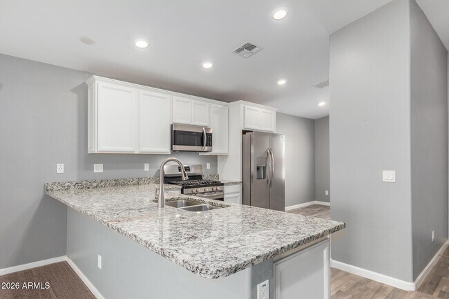 Building Photo - 12450 W Myrtle Ct