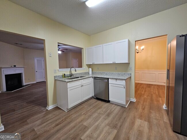 Building Photo - 206 Southwind Ln