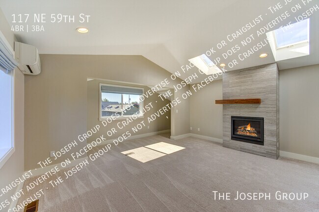 Building Photo - 117 NE 59th St