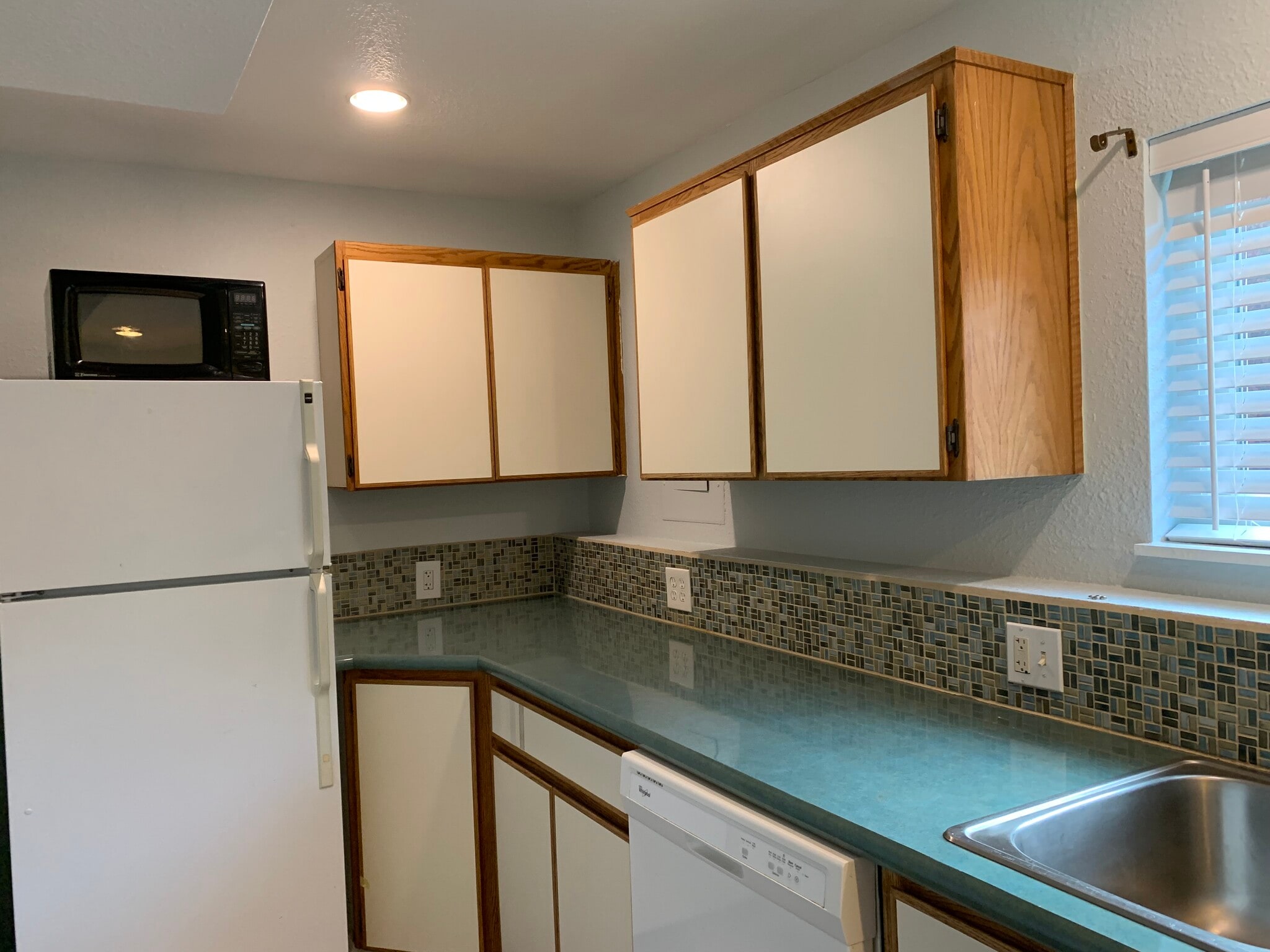Kitchen - 4135 NW Carlton Ct