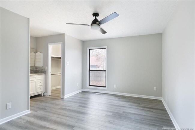 Building Photo - 7128 Old Castle Dr