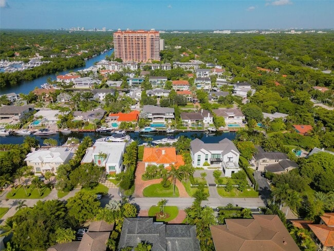 Building Photo - 6850 Sunrise Terrace