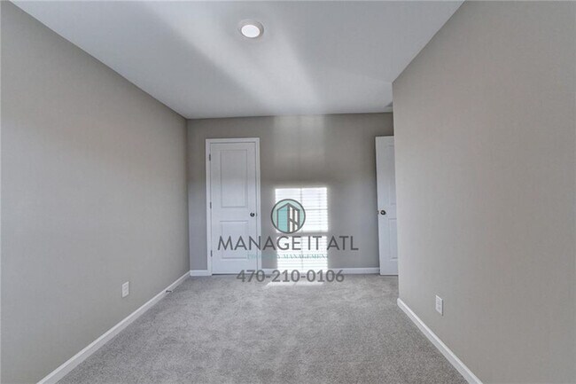 Building Photo - Beautiful 3 Bedroom Townhome in Buford Sch...
