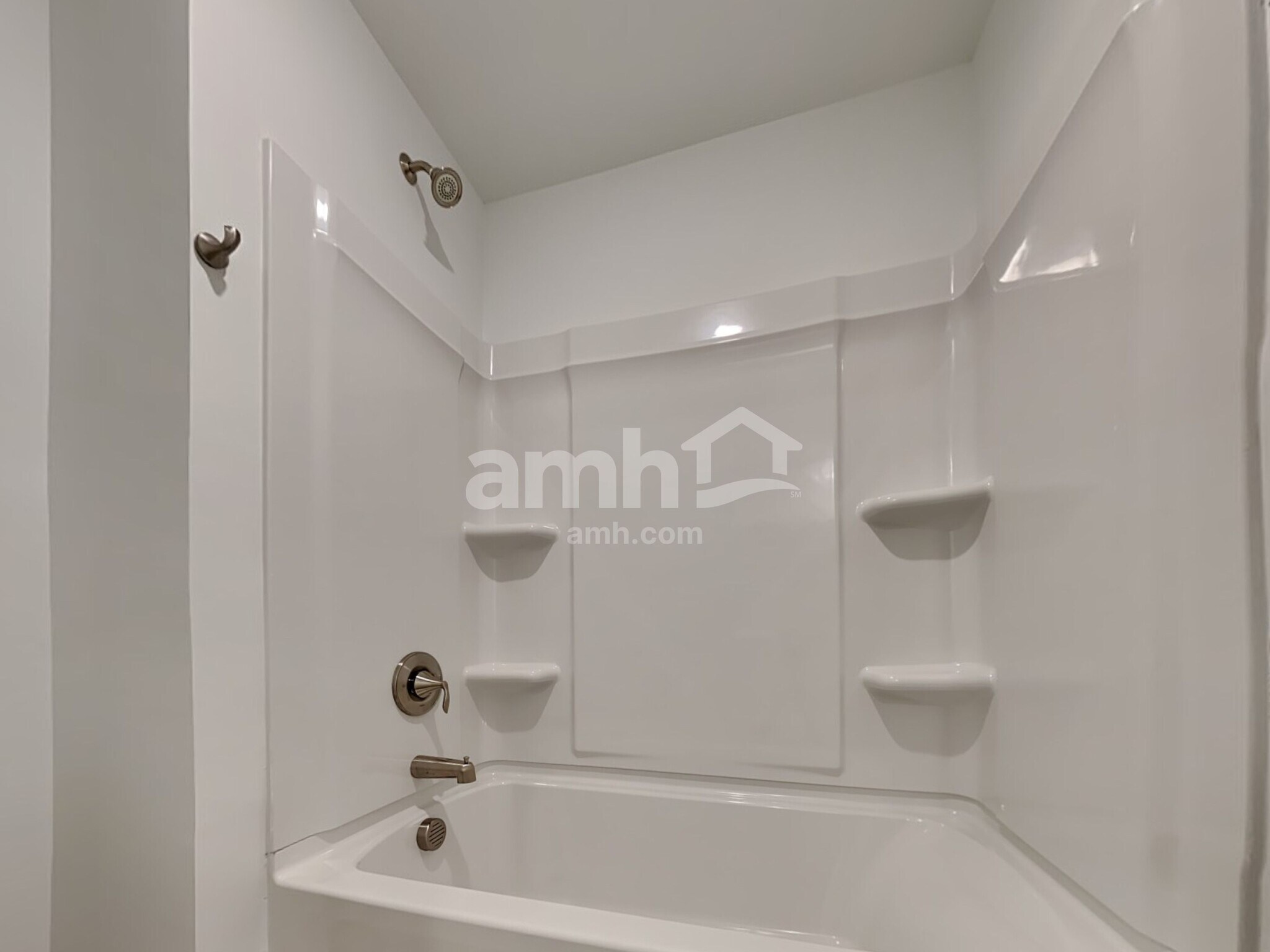 Building Photo - 110 Trevino Dr