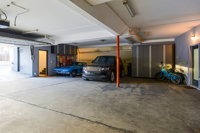 Private 2 car parking - 120 Pacific Ave