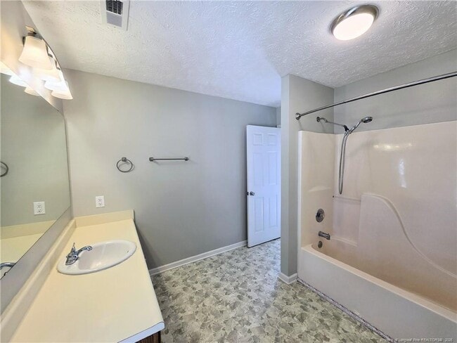 Building Photo - 2419 Lull Water Dr