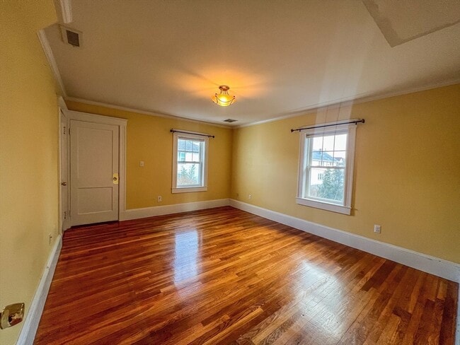 Building Photo - 267 Beech St