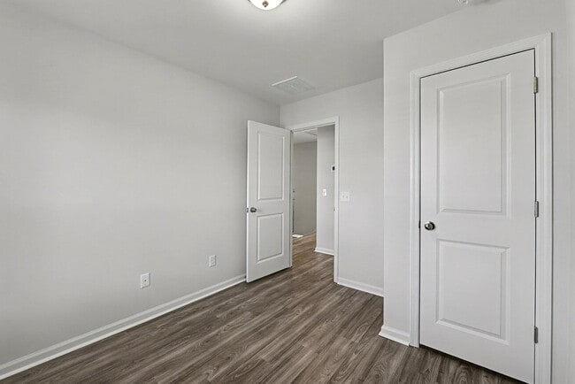 Building Photo - 342 Silverdrop St