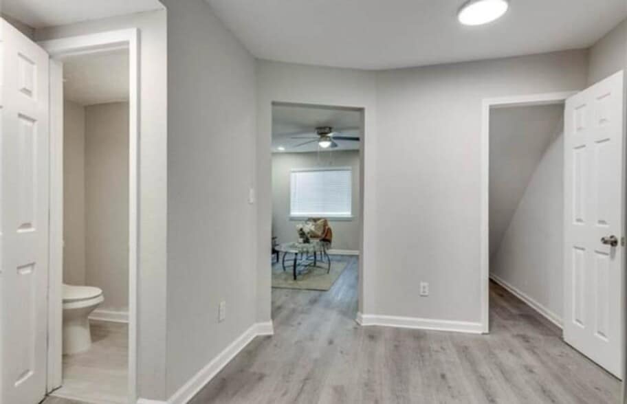 Building Photo - 1895 Dunlap Ave