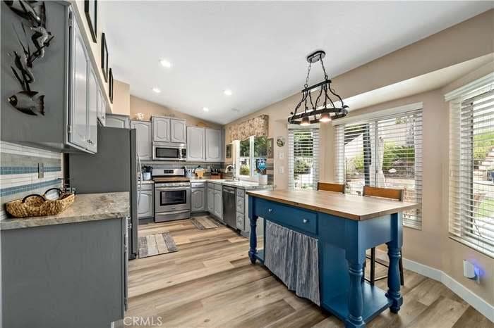 Building Photo - 31141 Vía Gilberto