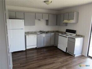 Building Photo - 2603 Bermuda Dr