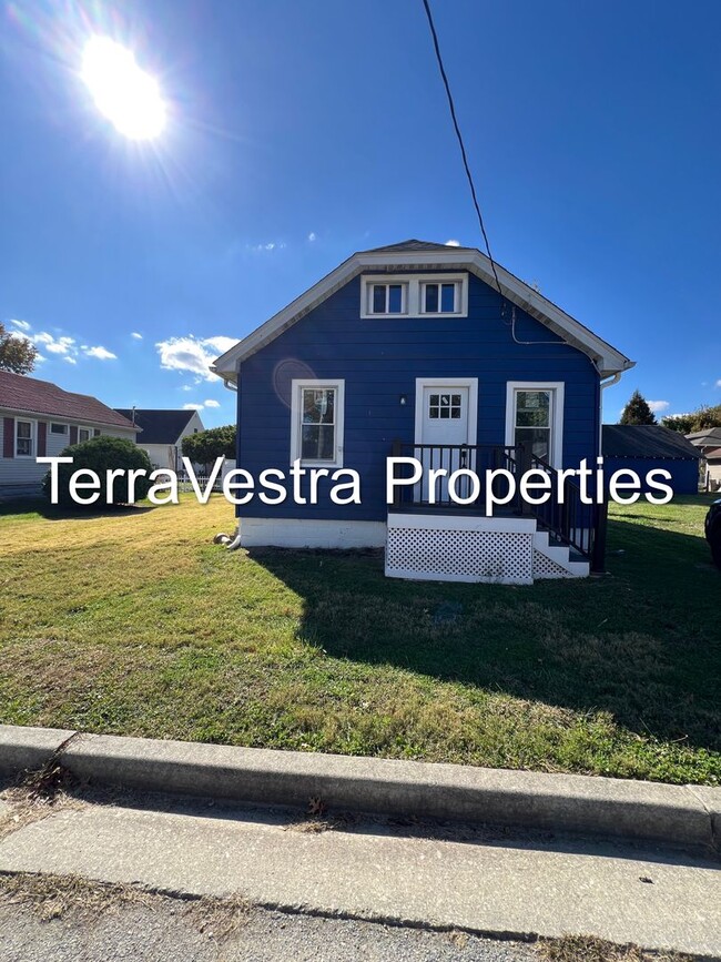 Building Photo - 4 Bedroom Single Family in Pennsville! Eligible for $500 Security Deposit.