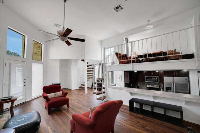 Building Photo - 1 Crystal Springs Ct