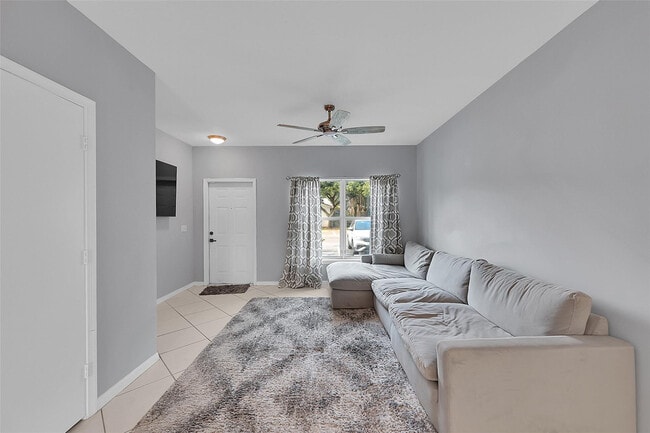 Building Photo - 5400 Jubilee Way