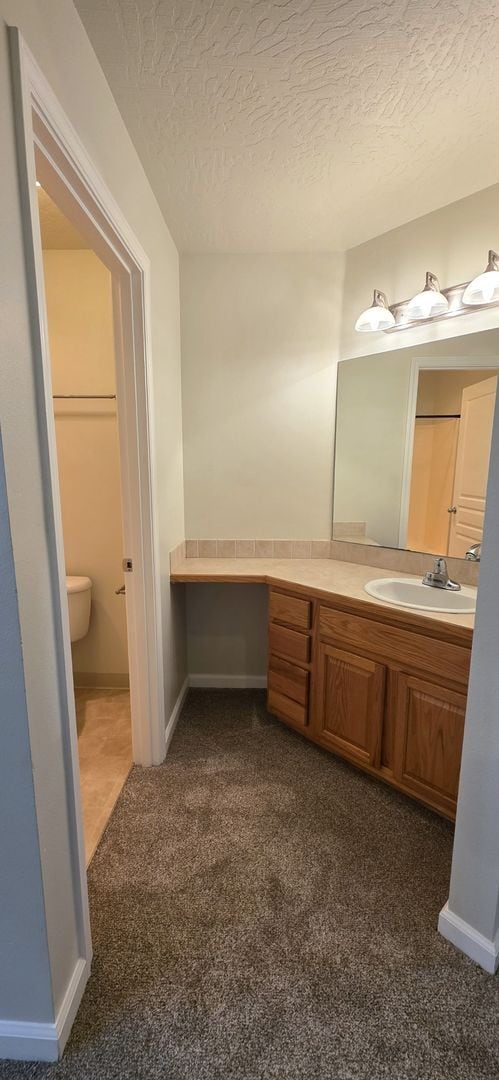 Building Photo - Beautiful Condo in Gilham