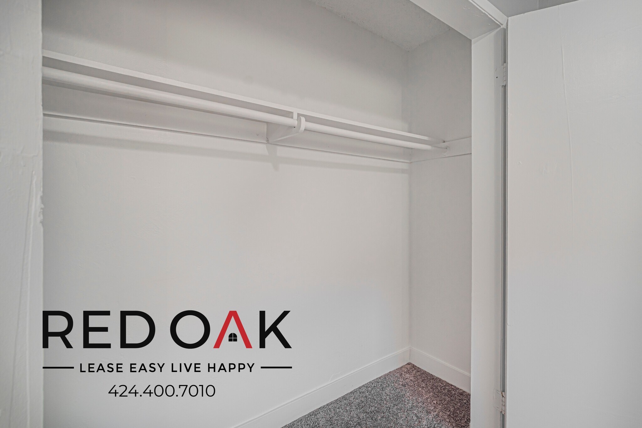 Building Photo - 660 S Riverside Ave