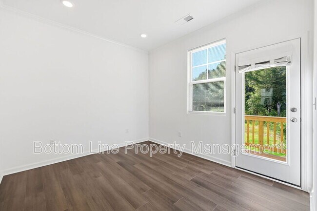 Building Photo - 3606 Elm Grv Ln