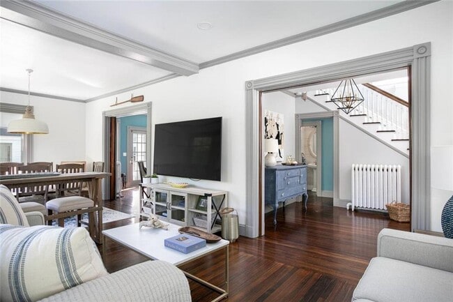 Building Photo - 169 Ruggles Ave