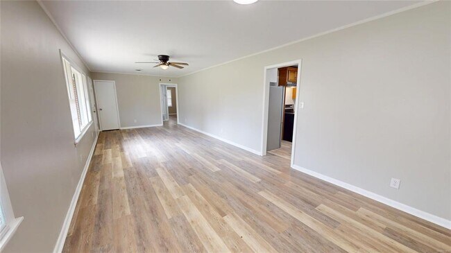 Building Photo - 1003 Geneva St