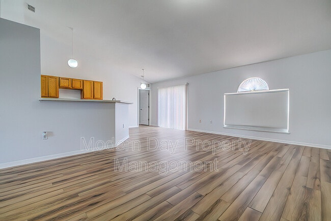 Building Photo - 3059 Magellan Ave