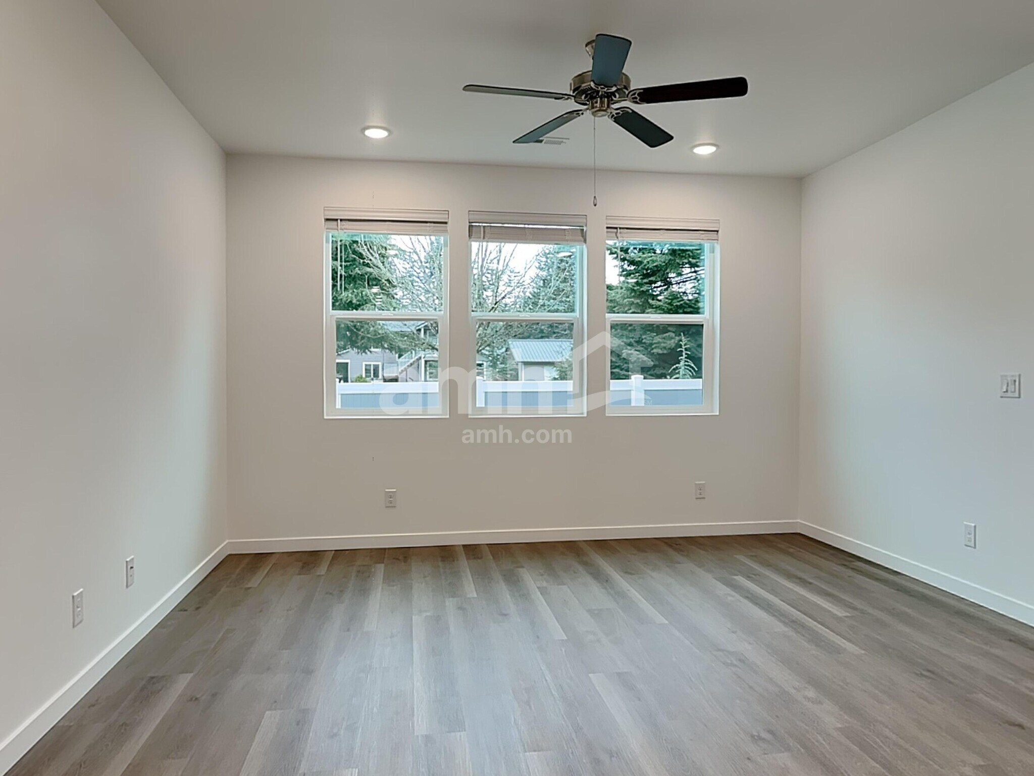 Building Photo - 5125 Turnstone St SE