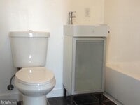 Building Photo - 503 S 52nd St