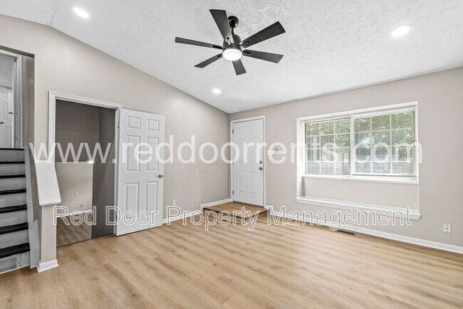 Building Photo - 5904 Beau Jardin Dr
