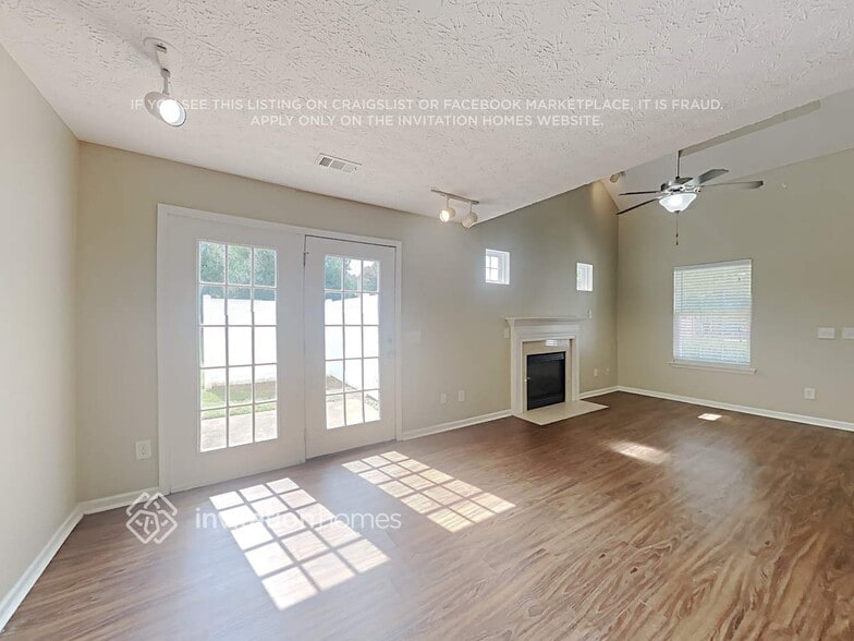 Building Photo - 6160 Mountain Top Pl