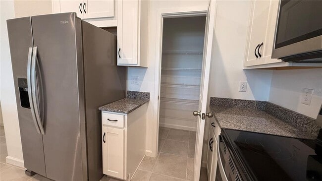 Building Photo - 4244 Sadler Rd