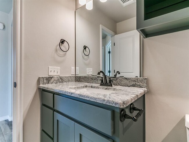 Building Photo - 12028 Rockbed Dr