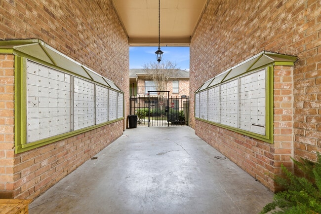 Mail Center - 8801 Glencrest Management Co LLC