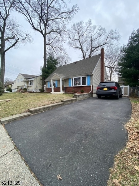 Primary Photo - 53 Oneida Ave