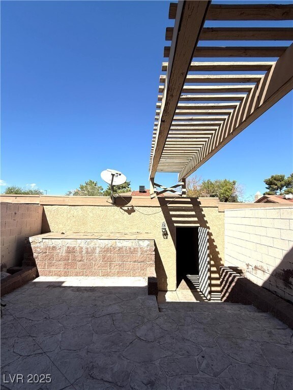 Building Photo - 3367 Reka St
