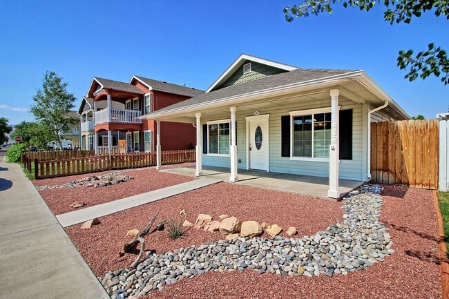 Building Photo - Lovely 3 bedroom, 2 bath home for rent in ...